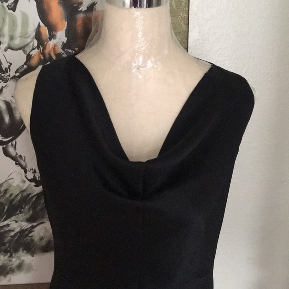 Banana Republic - Picture 4 of 8